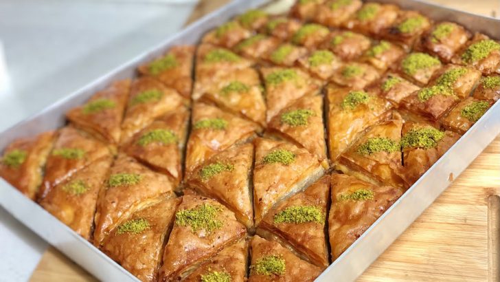 Kolay Ev Baklavas Tarifi