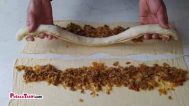 El Açması Kıymalı Börek