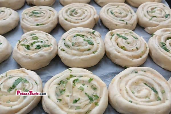 Kolay Ve Şahane Patatesli Börek Tarifi