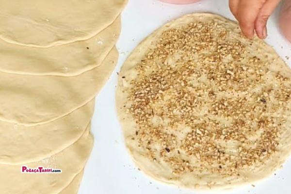 Bu Tarif Çok Basit Oklavasız Tel Tel Açılan En Lezzetli Çörek Denemeyen Kalmasın