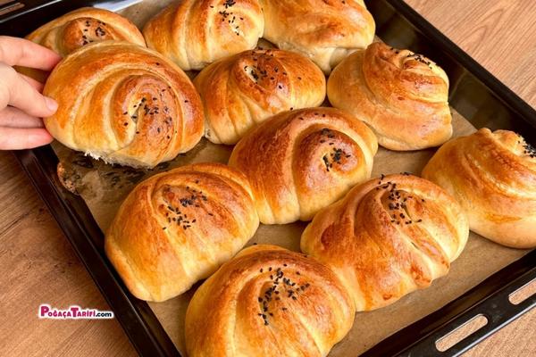 Bu Yöntemle Pamuk Gibi Yumuşacık Poğacalar Yapmak Çok Kolay